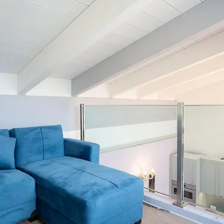 Gardalake Luxury Penthouse Appartement *