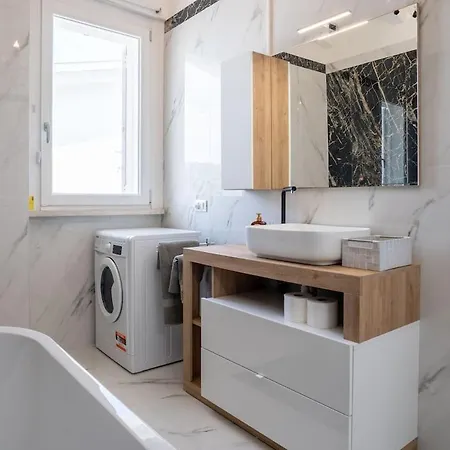 Gardalake Luxury Penthouse Appartement *
